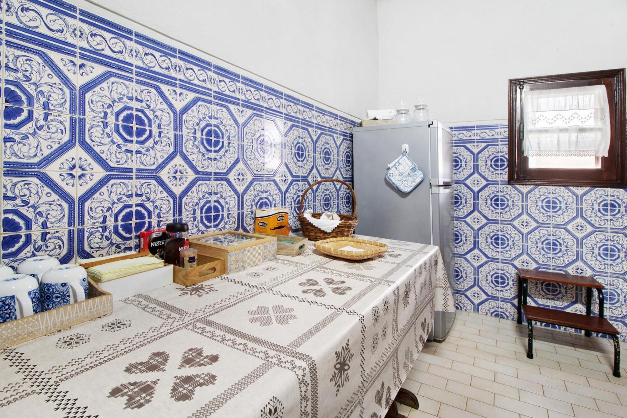 Casa Do Adro Do *