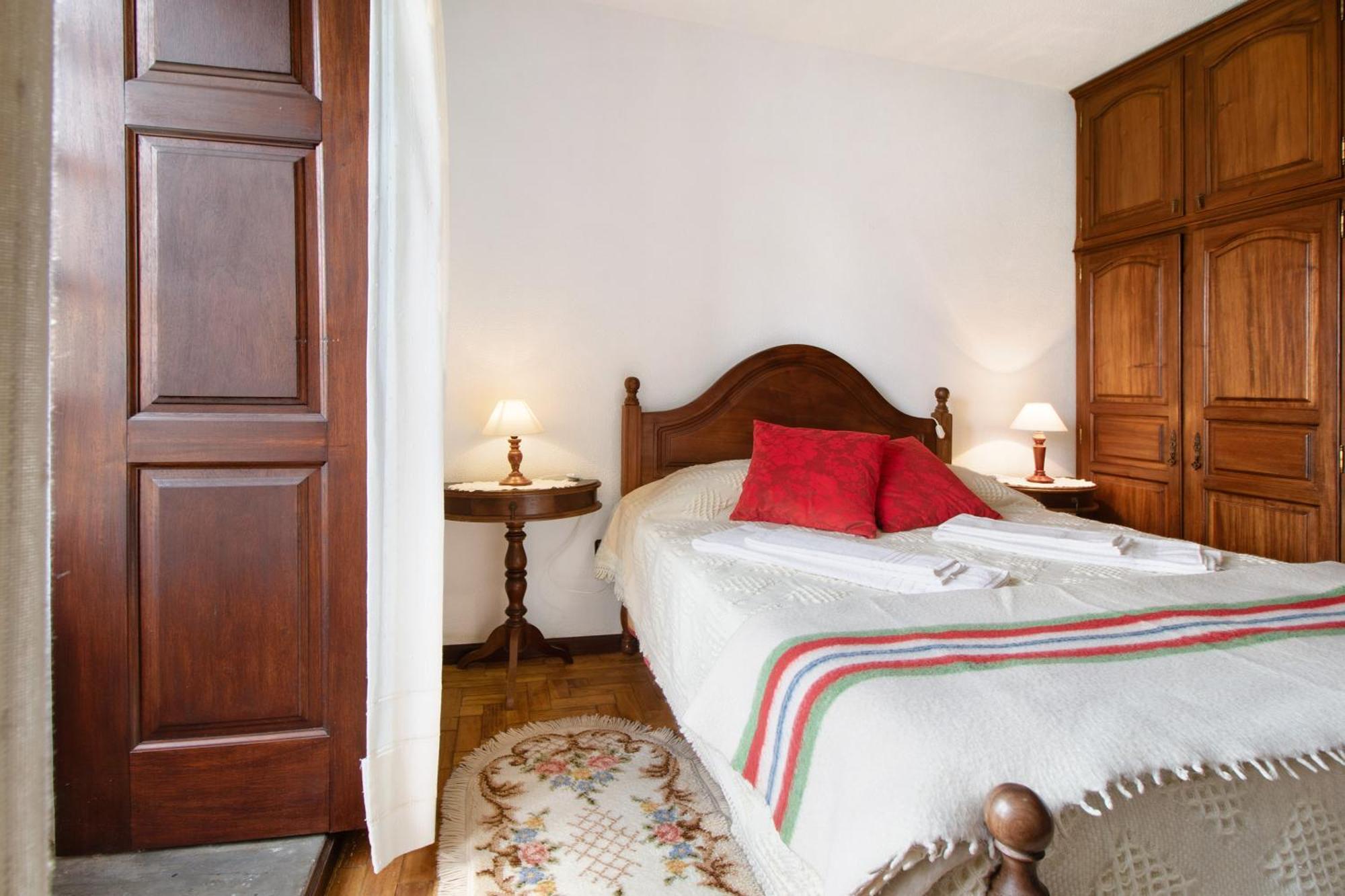 Holiday home Casa Do Adro Do *